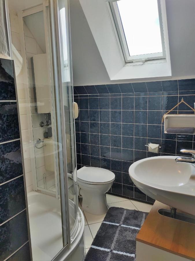 Ferienwohnung Alte Schule Ruhwarden ภายนอก รูปภาพ