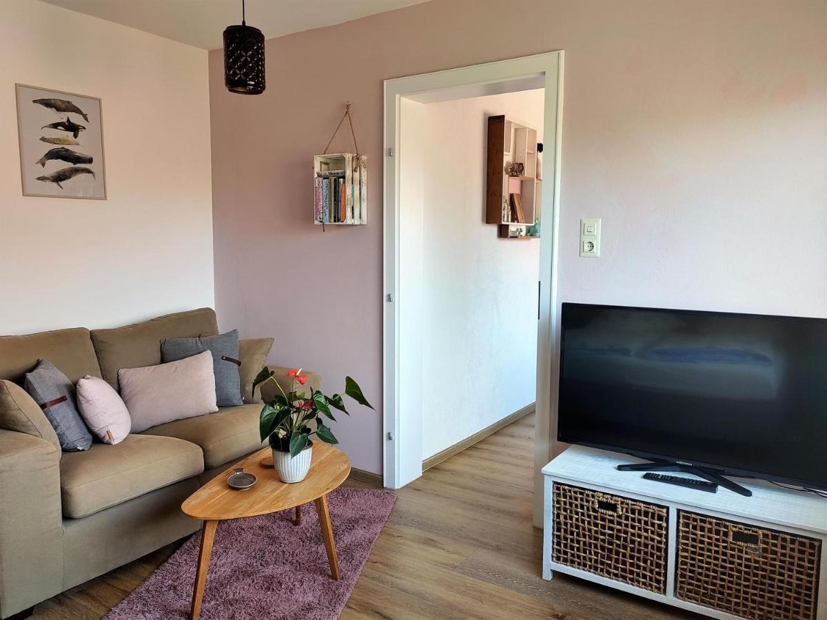 Ferienwohnung Alte Schule Ruhwarden ภายนอก รูปภาพ