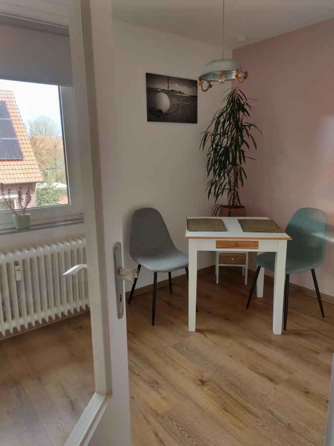 Ferienwohnung Alte Schule Ruhwarden ภายนอก รูปภาพ